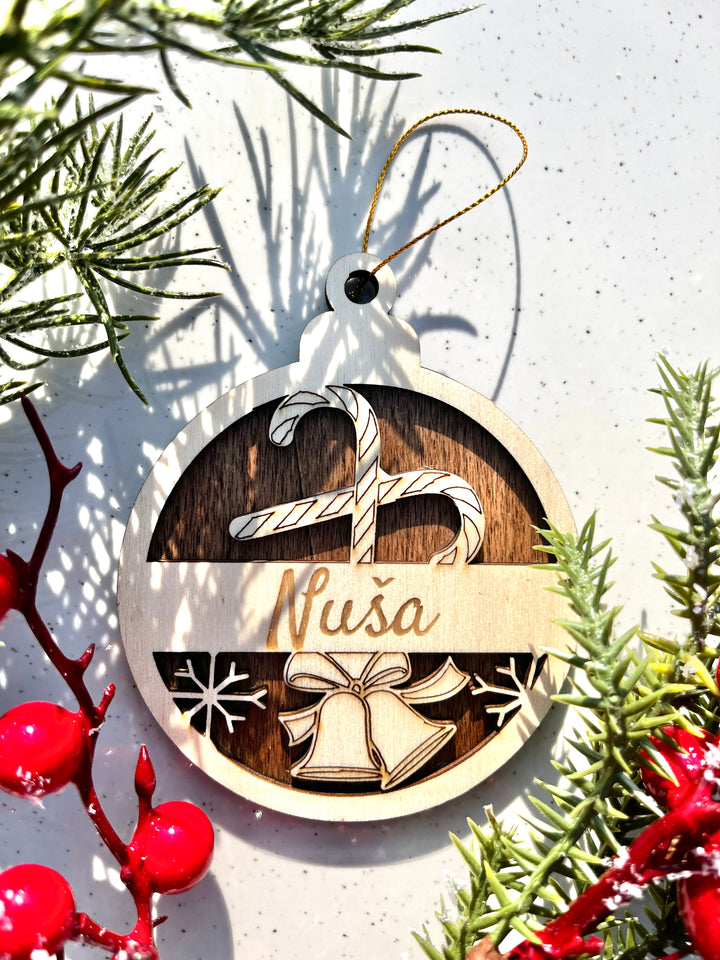 Čarobni leseni božični obesek z imenom