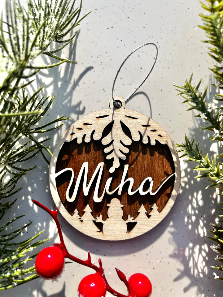 Čarobni personalizirani božični obeski iz lesa