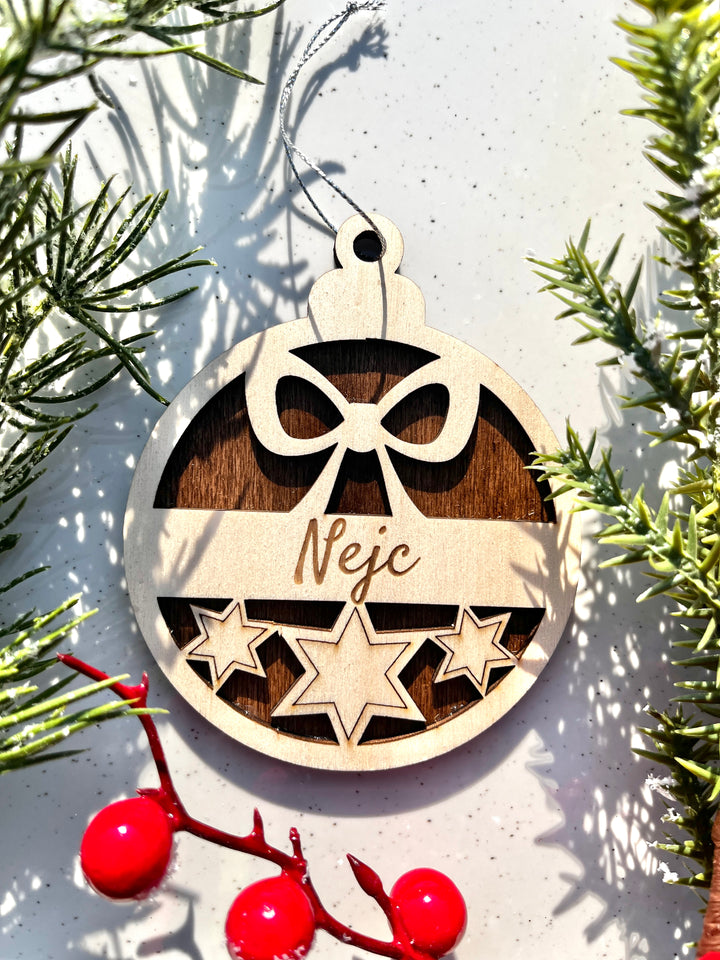 Čarobni leseni božični obesek z imenom