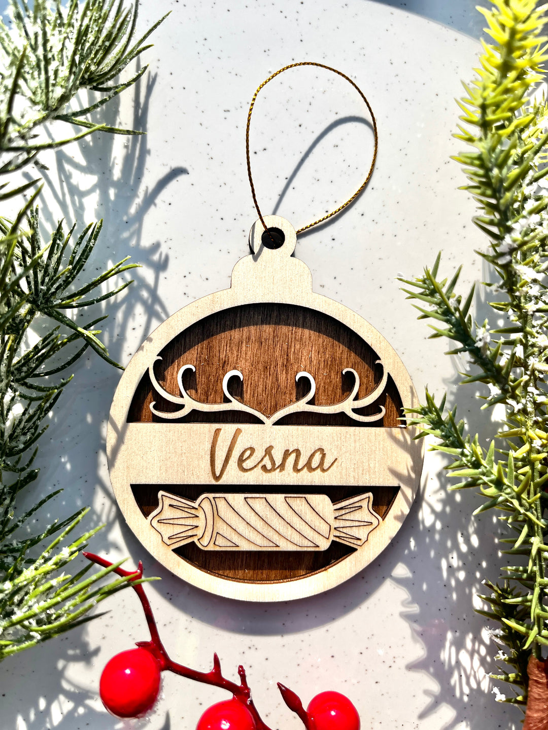 Čarobni leseni božični obesek z imenom