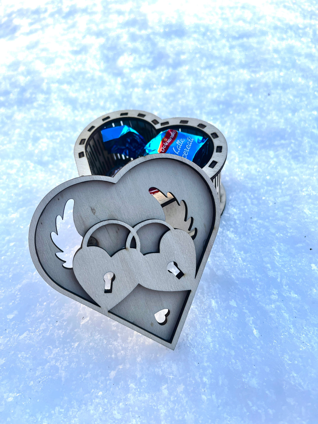 Lesena valentinova škatlica »Zaklenjena ljubezen«